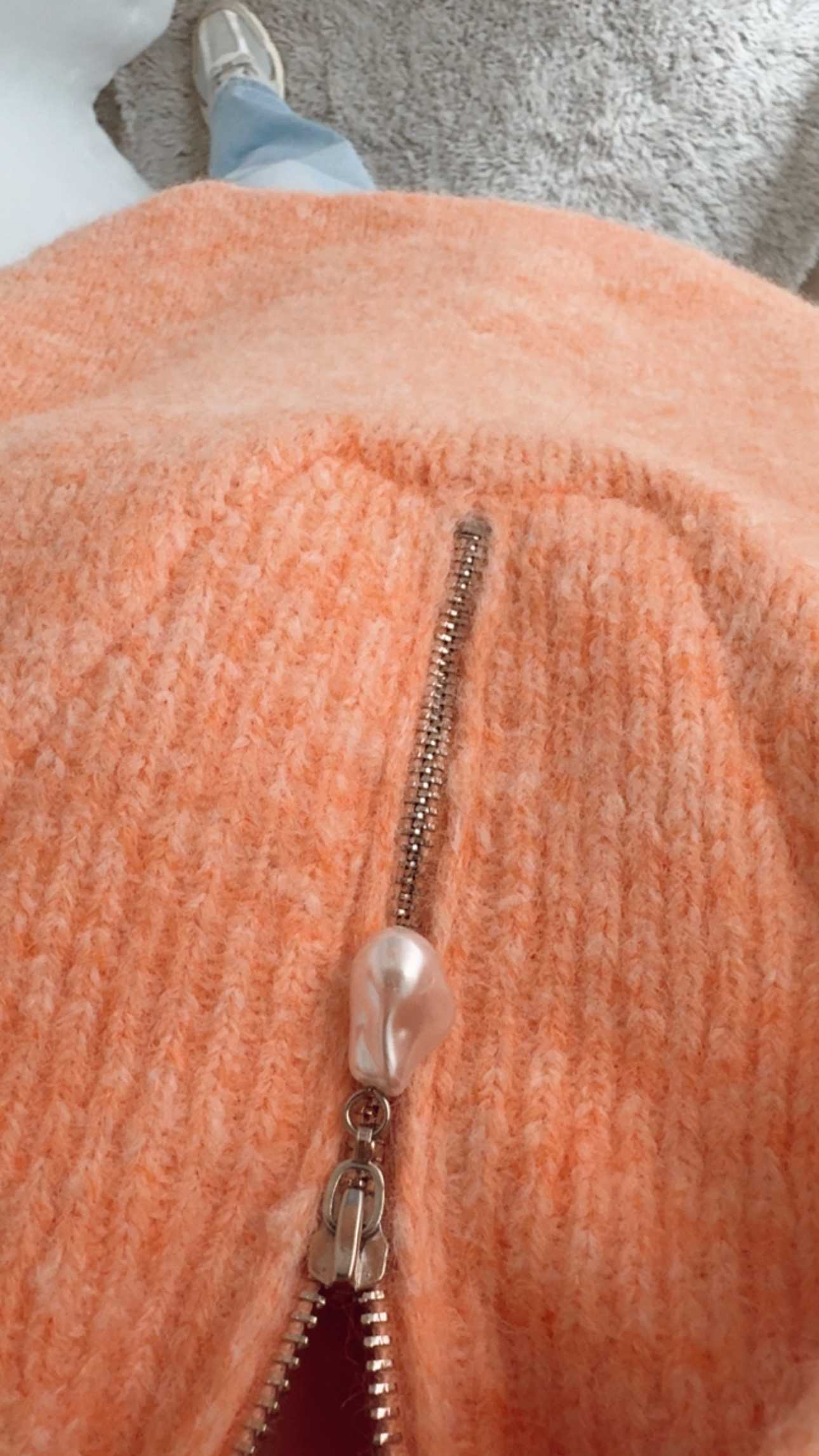 {“eId”:”239828301971589″,”CameraPosition”:1}