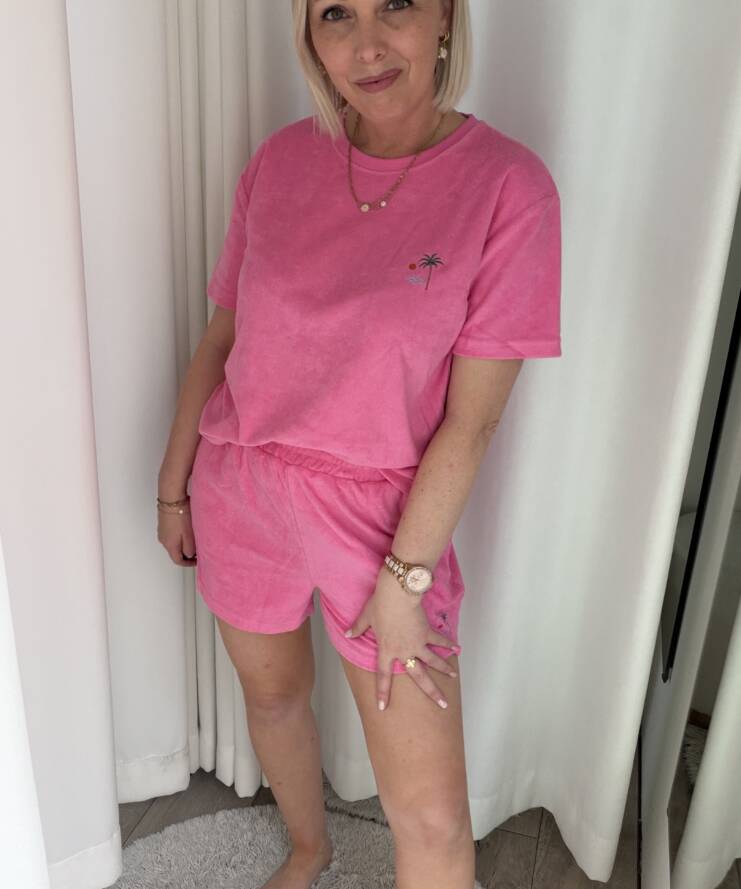 Sunny Coast Lounge Set – Futchsia