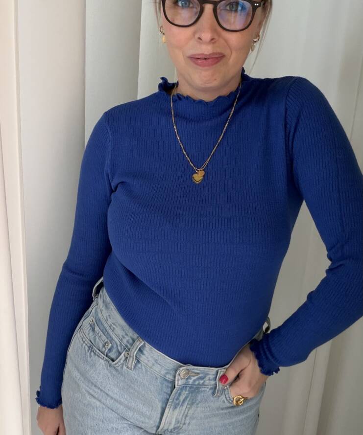 Pulletje Sia Koningsblauw