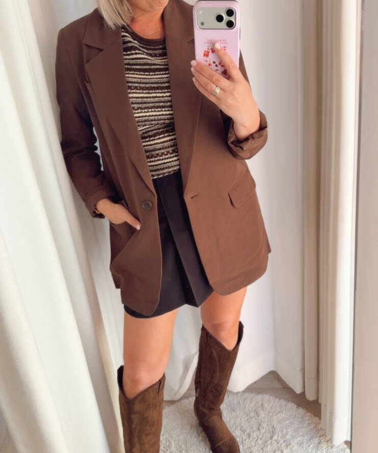 Blazer Oversized Buttons