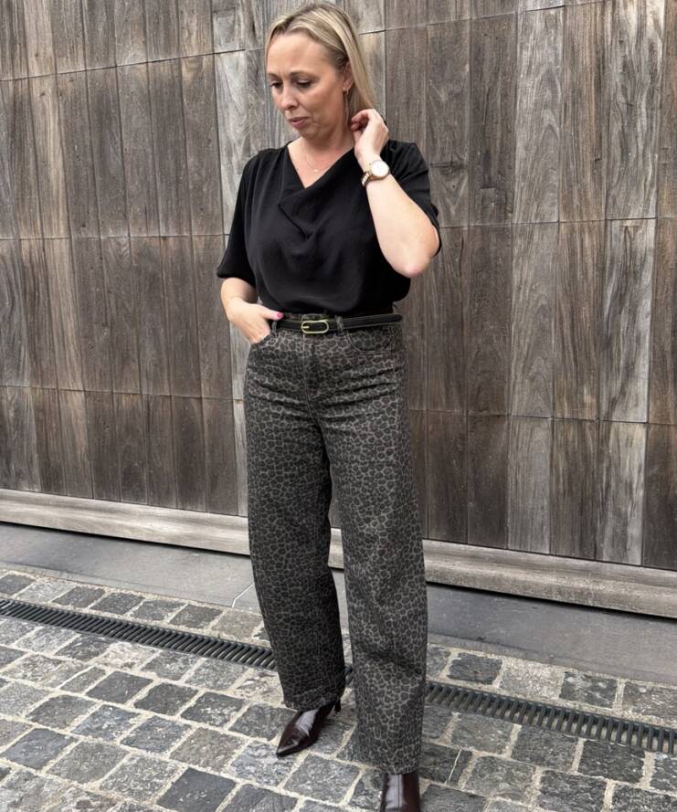 Top Aya Waterfall - Black